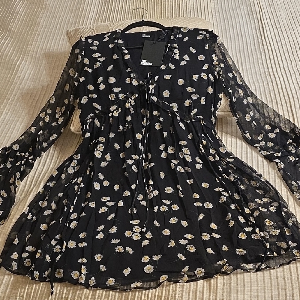 The Kooples Black and White Silk Floral Long Sleeve Dress French Brand See Mesur - Picture 3 of 16